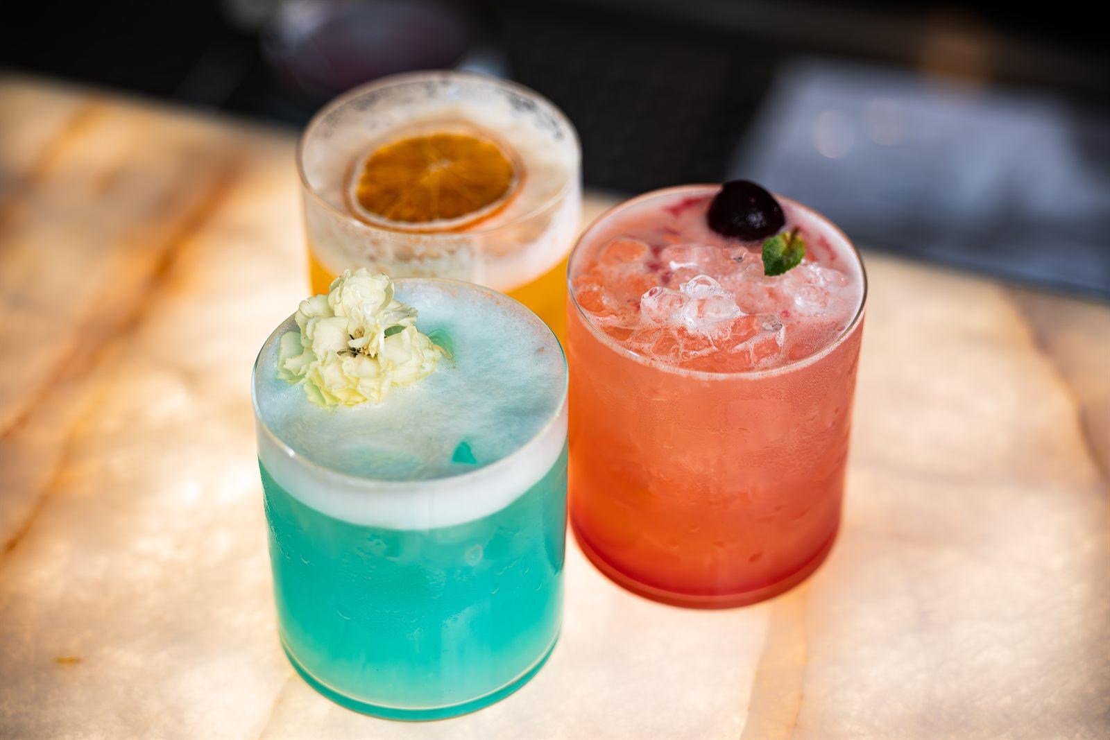 Bar & Drinks